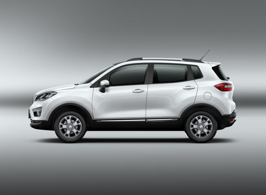  ChangAn CS15 EV 2017 года  (фото 3 из 5)